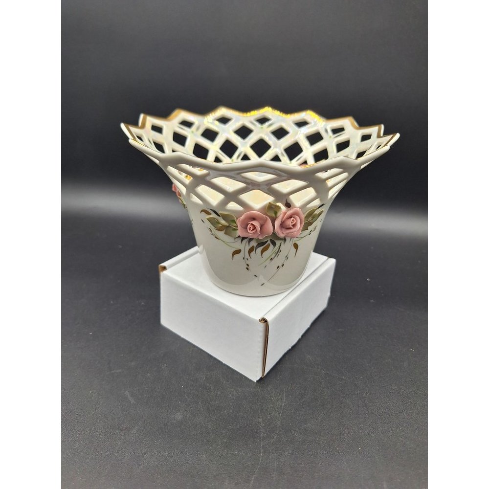 VINTAGE 90'S HAND PAINTED RUSSIAN FENIX KISLOVODSK ROSES & GOLD PORCELAIN BOWL